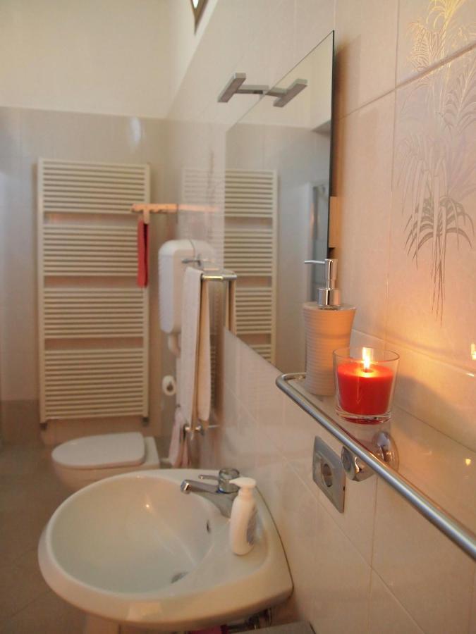 B&B Casa Santina Bologna Bagian luar foto